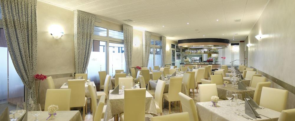 Hotel Storione Lido di Jesolo Exterior photo