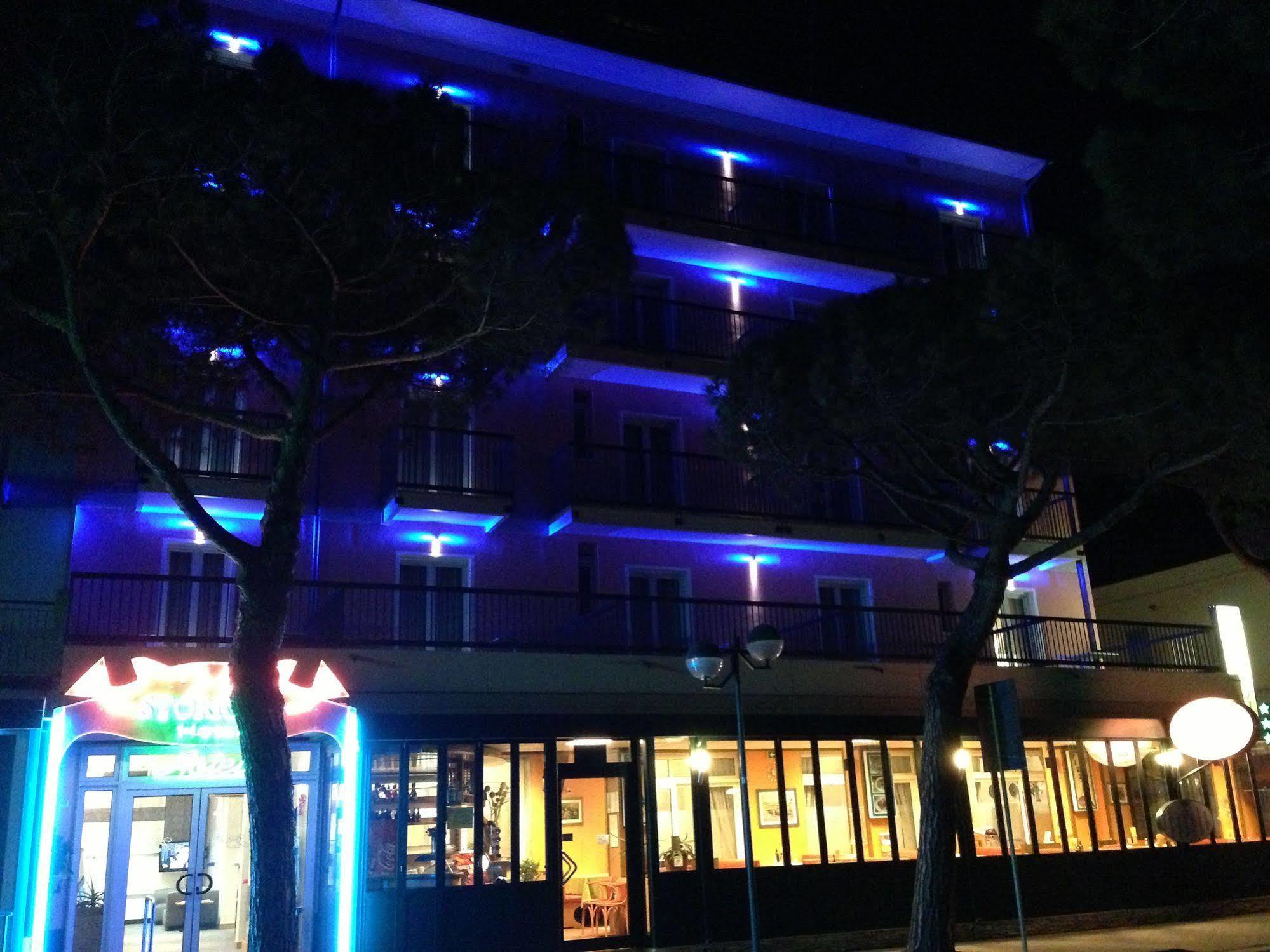 Hotel Storione Lido di Jesolo Exterior photo